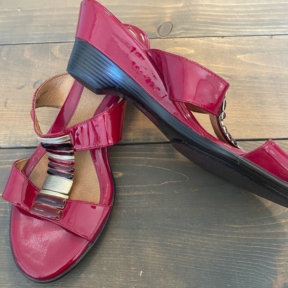 Sofft dressy sandal - Picture 2 of 4